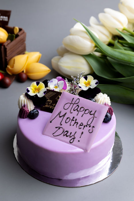 The best Mother's Day Dessert Cake from Chez Christophe cake shop located in Burnaby and White Rock near Vancouver, BC